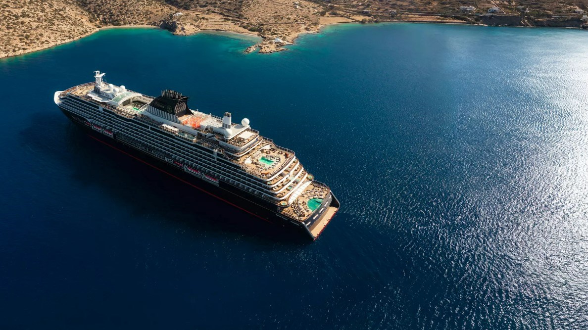 Explora I ile İbiza’lı Batı Akdeniz