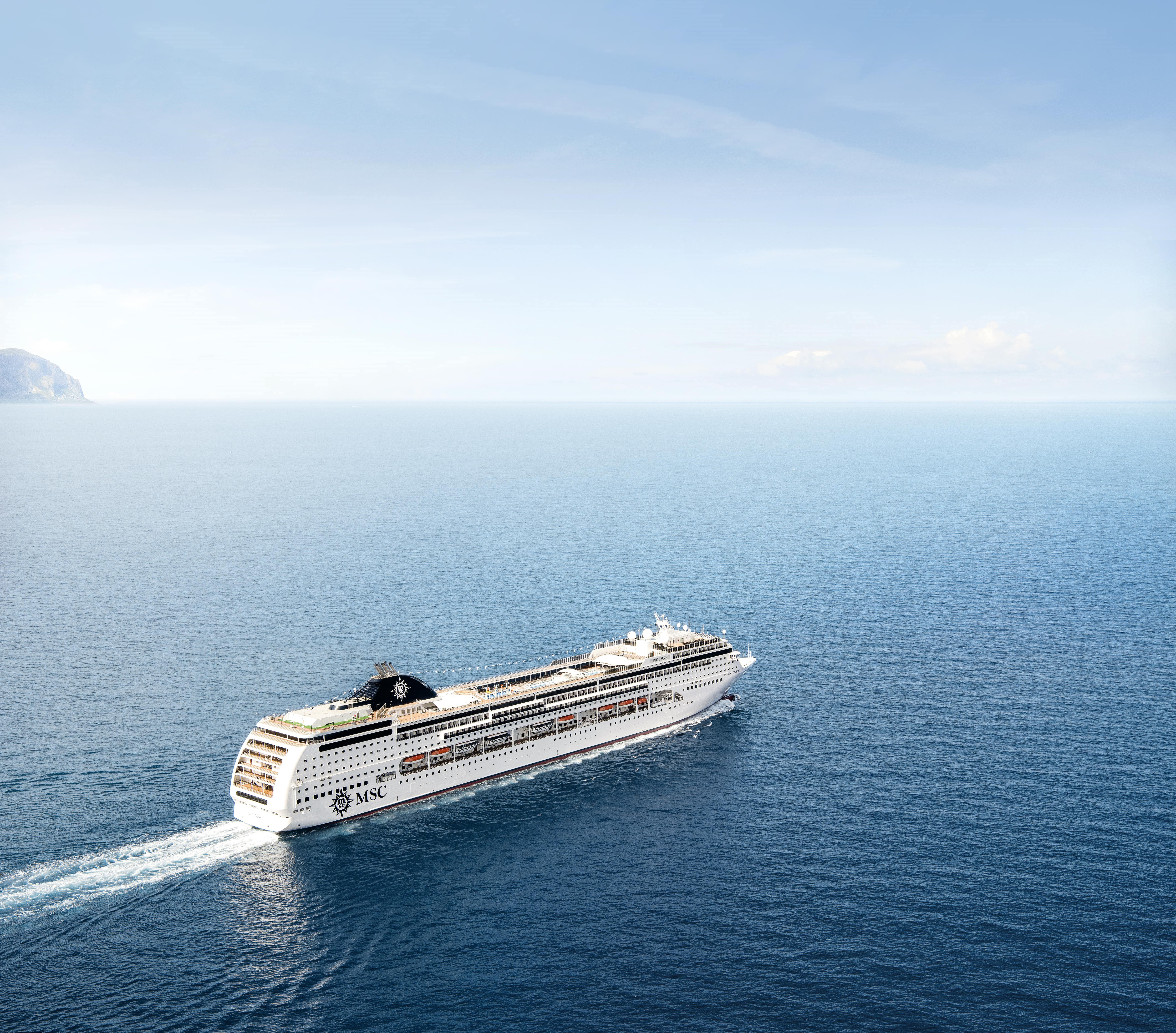 İstanbul hareketli MSC Lirica ile Ege ve Akdeniz