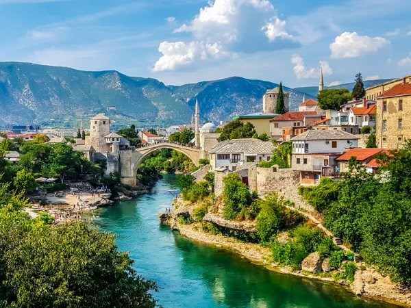 Otobüslü Balkan Masalı Turu  Özel Otobüs  7 gece (Ekstra Turlar, Akşam Yemekleri, Balkan Gecesi & Yunan Tavernası Dahil)