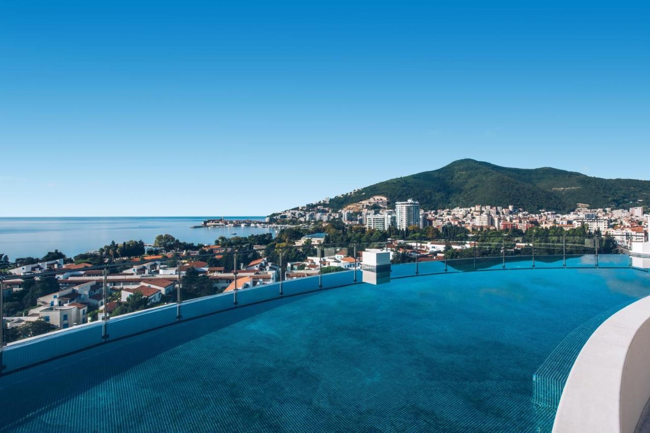 budva-turu-air-montenegro-hava-yollari-ozel-seferi-ile-slavia-hotel-5x