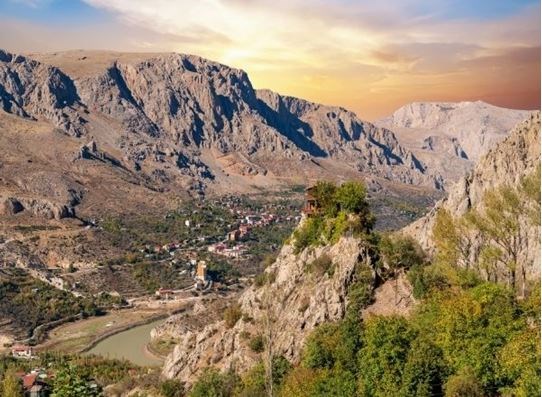 hizli-tren-ile-bastan-basa-dogu-anadolu-turu-10-gece