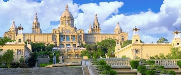 Süper Promosyon Barcelona - Valencia - Madrid Turu Pegasus Havayolları 5 Gece