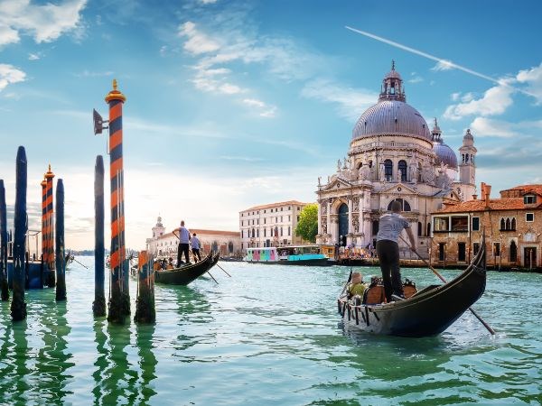 izmir-cikisli-otobuslu-buyuk-italya