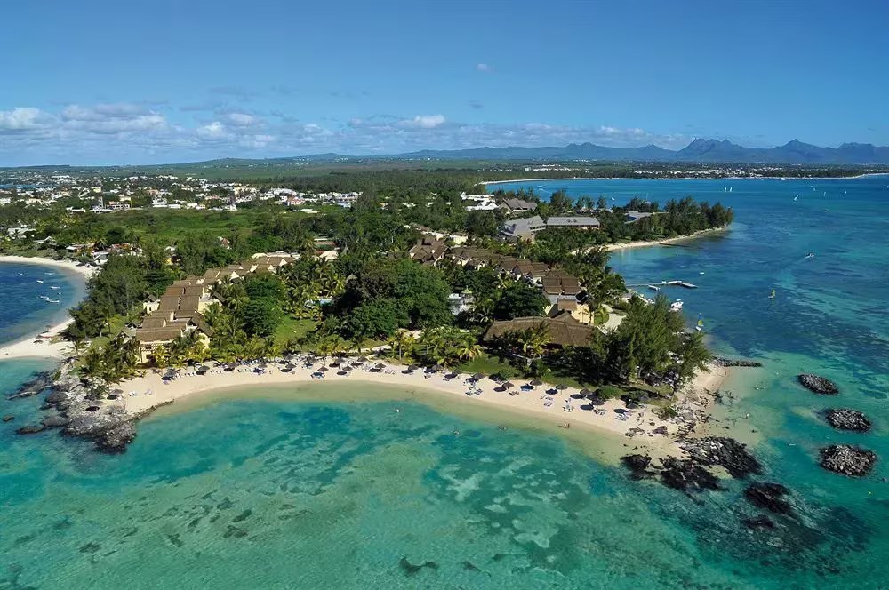 LE CANONNIER BEACHCOMBER  4* standard oda  5 gece YP konaklama (THY)