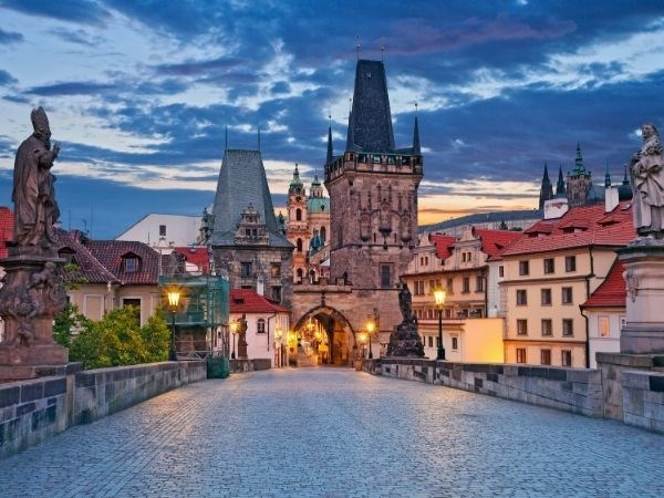 orta-avrupa-budapeste-viyana-prag-turu-pegasus-havayollari-ile-7-gece