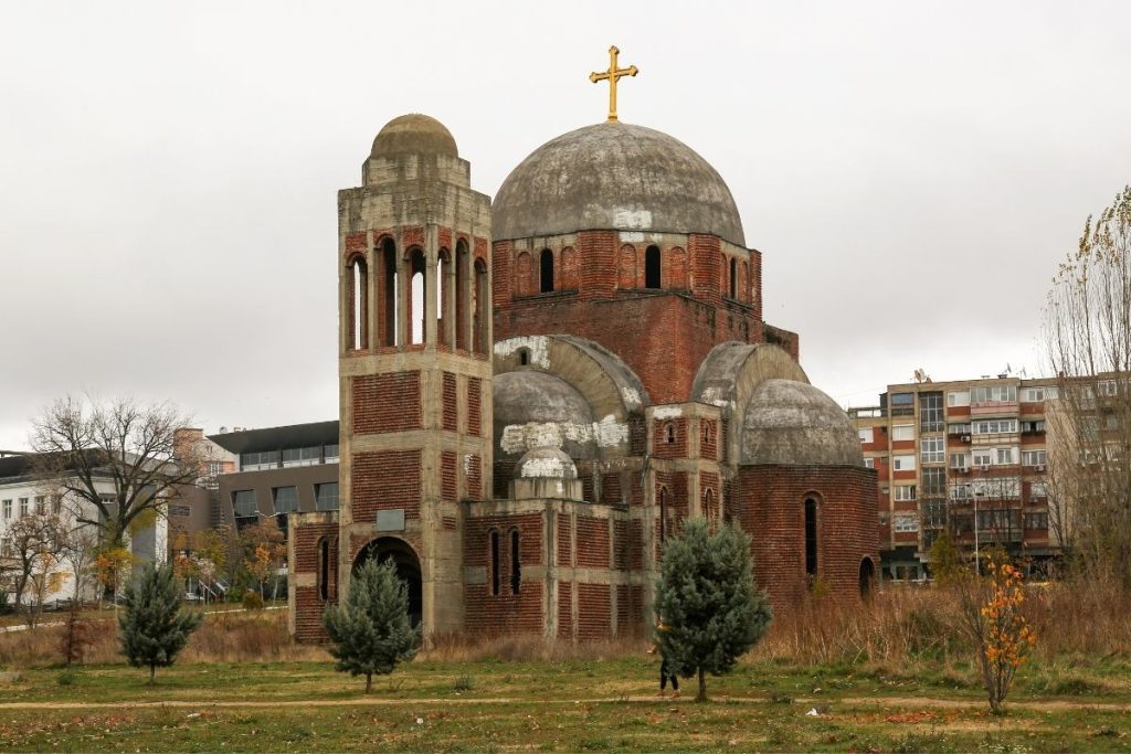 Priştine Kilise