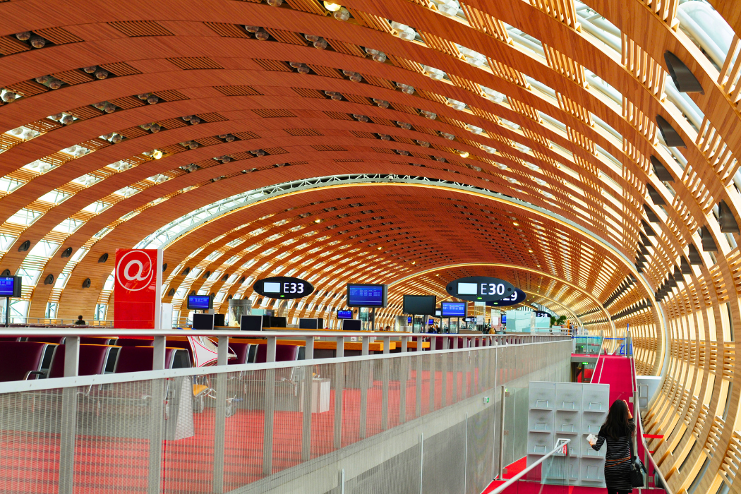 Charles de Gaulle Uluslararası Havalimanı (CDG)