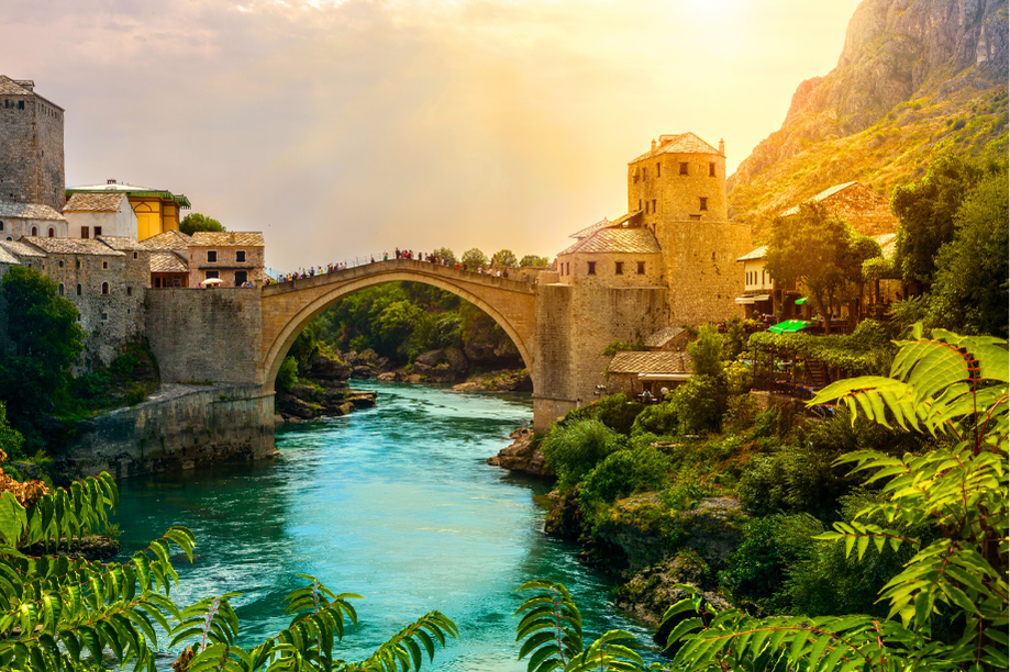 mostar köprüsü tarihi