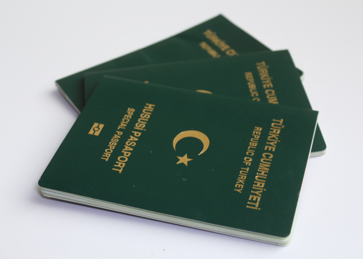 yeşil pasaport kimlere verilir