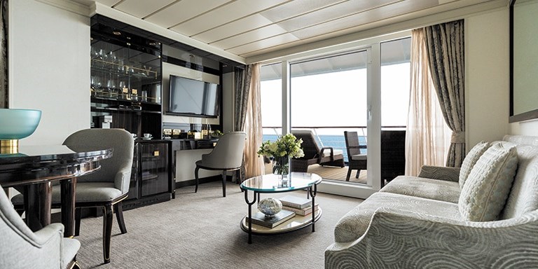 6* Seven Seas Splendor ile Akdeniz