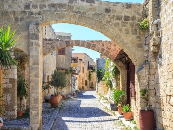Çeşme Hareketli Gemini ile Yunan Adaları 3 Gece 4 Gün