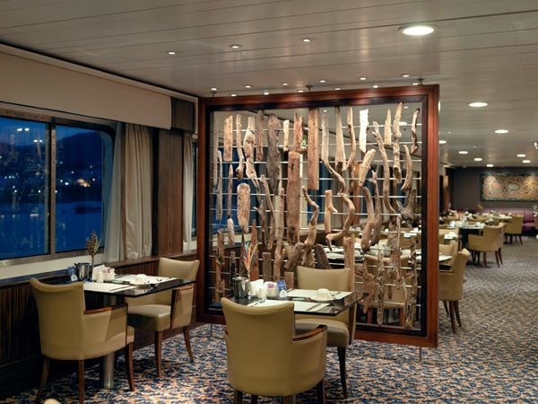 Selectum Blu ile Yunan Adaları 3 Gece 4 Gün Kapı Vizeli