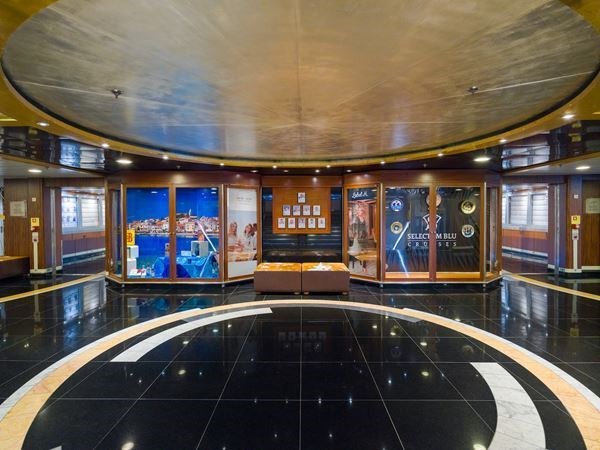 Selectum Blu ile Yunan Adaları 3 Gece 4 Gün Kapı Vizeli