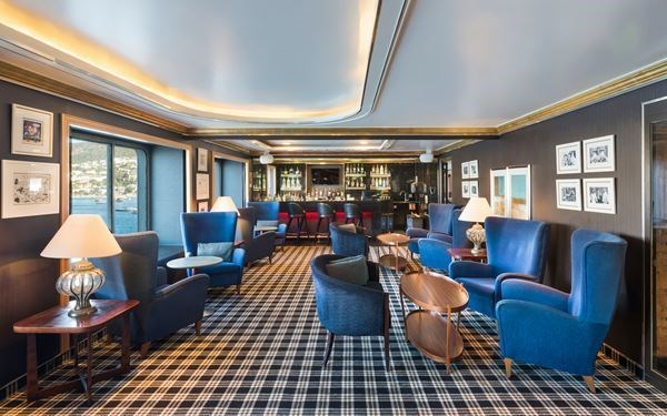 Çeşme Hareketli Selectum Blu ile Yunan Adaları 4 Gece 5 Gün Kapı Vizeli 