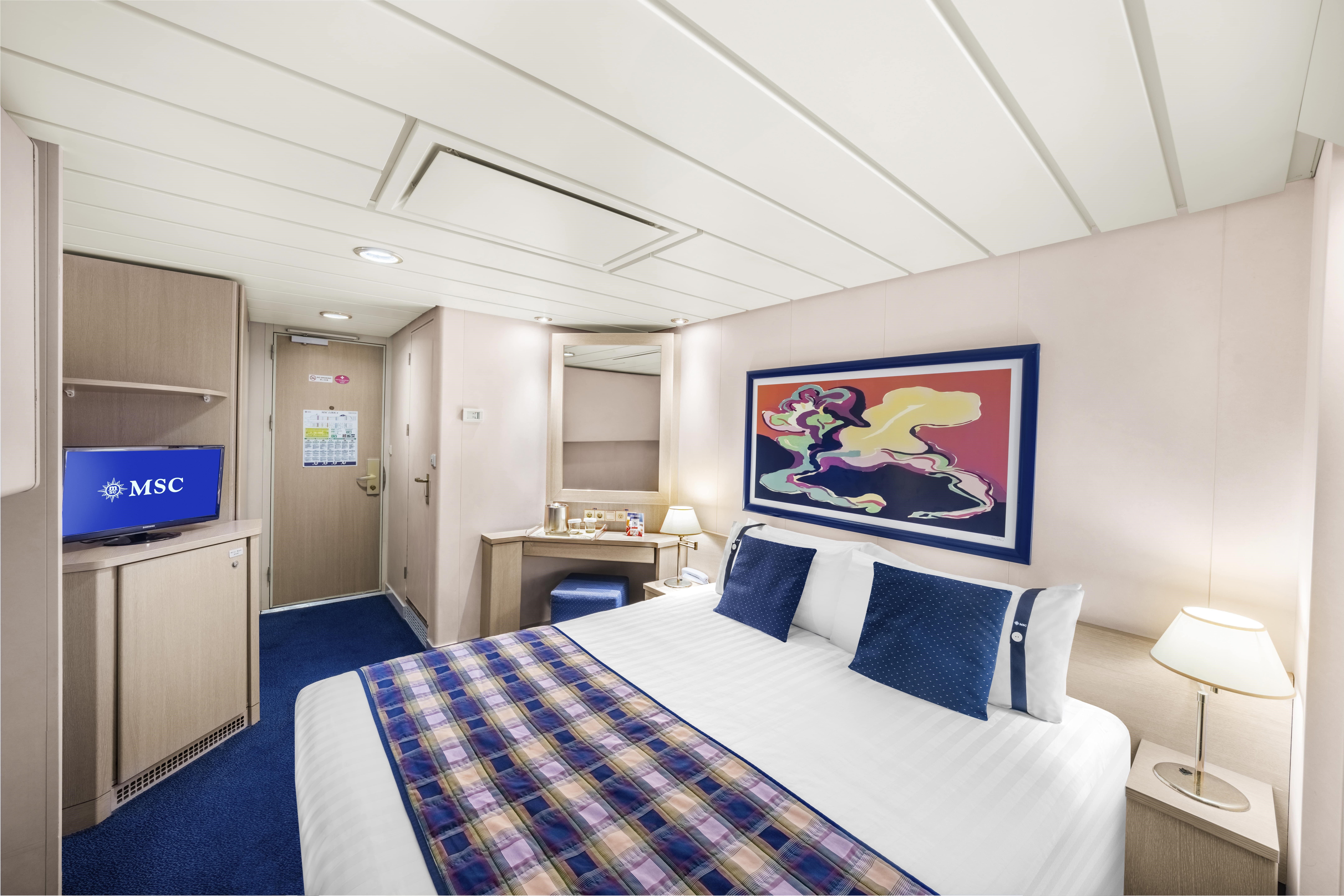 İstanbul hareketli MSC Lirica ile Ege ve Akdeniz