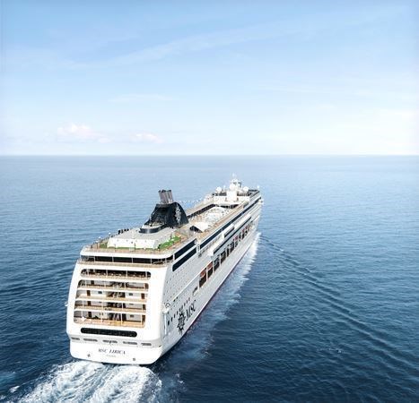 İzmir hareketli MSC Lirica ile Ege ve Akdeniz