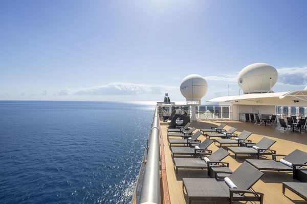 İzmir hareketli MSC Lirica ile Ege ve Akdeniz