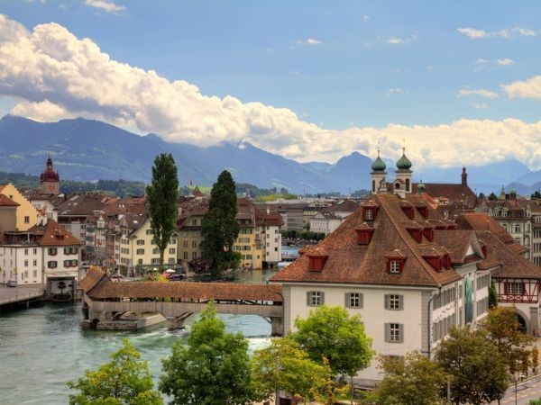 **Şeker Bayramı** Fransa-İsviçre-Lüksemburg-Almanya Türk Havayolları 7 Gece 