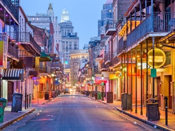 Jazz & Blues & Country & Rock’n Roll Müziğinin Peşinde Amerika Atlanta Nashville Memphis New Orleans Houston San Antonio Türk Hava Yolları 9 Gece 