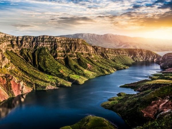 Ankara Çıkışlı Uçaklı Hakkari ve Cilo Buzulları Turu 3 Gece