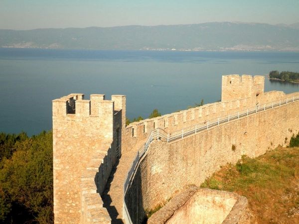Balkan Üçgeni  Özel Otobüs   2 gece