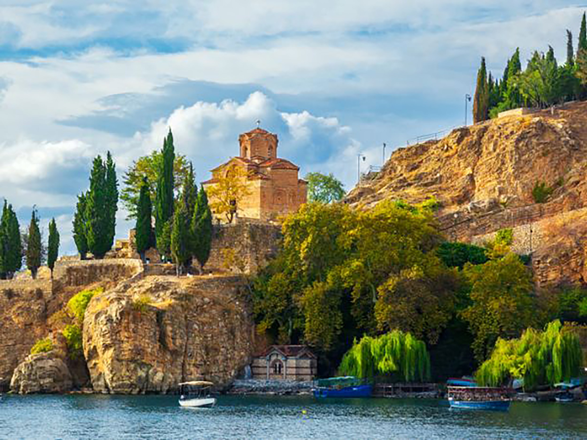 Balkan Üçgeni  Özel Otobüs   2 gece