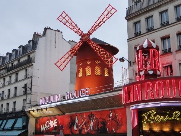 Benelüks Paris Almanya Rüyası Türk Havayolları 7 Gece
