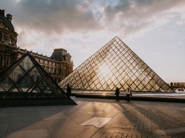 Benelüks Paris Almanya Rüyası Türk Havayolları 7 Gece