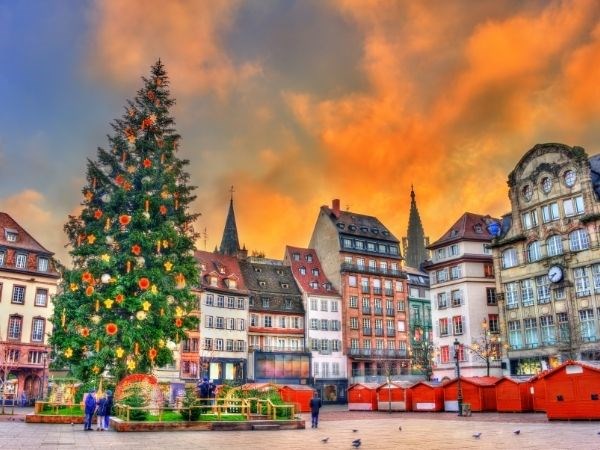 Elegant Noel Pazarları Türk Hava Yolları 3 Gece 