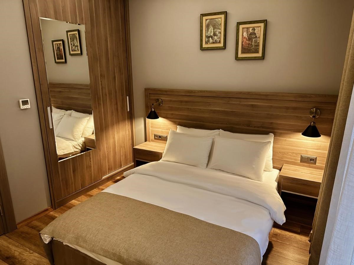 Budva Panorama Turu Türk Havayolları ile 3 gece 4* VIOLA HOTEL 