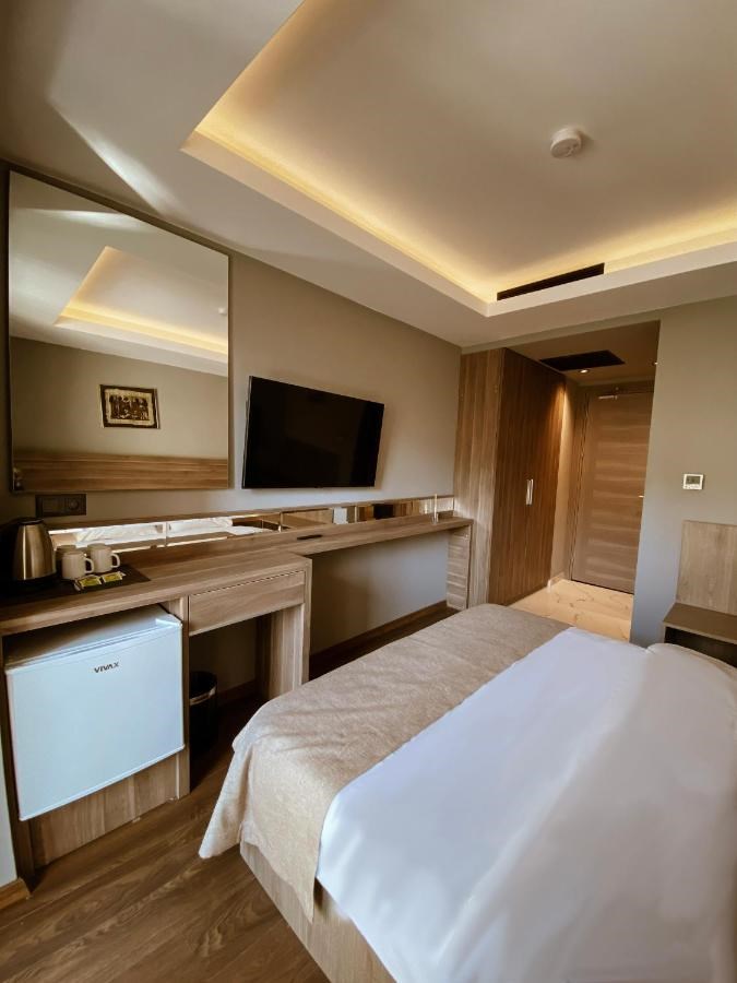 Budva Panorama Turu Türk Havayolları ile 3 gece 4* VIOLA HOTEL 
