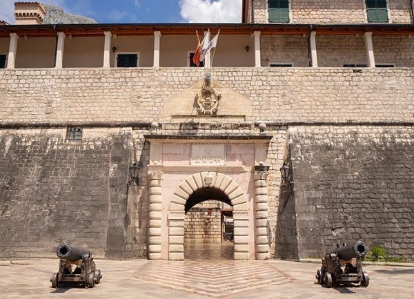 Budva Panorama Turu Türk Hava Yolları ile 3 gece 4* Viola Otel vb