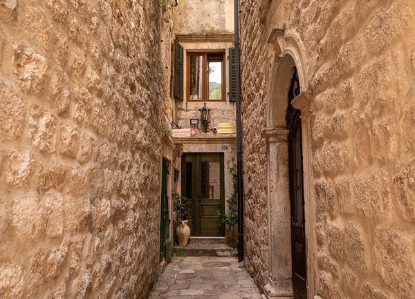 Çukurova  Havaalanı Hareketli Budva Turu Türk  Havayolları ile 3 gece