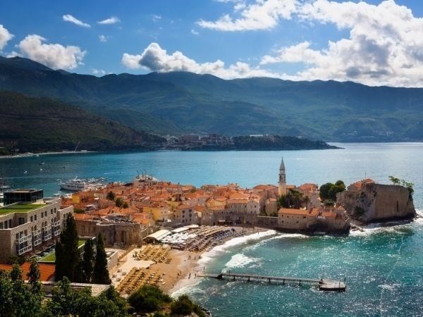 Çukurova  Havaalanı Hareketli Budva Turu Türk  Havayolları ile 3 gece