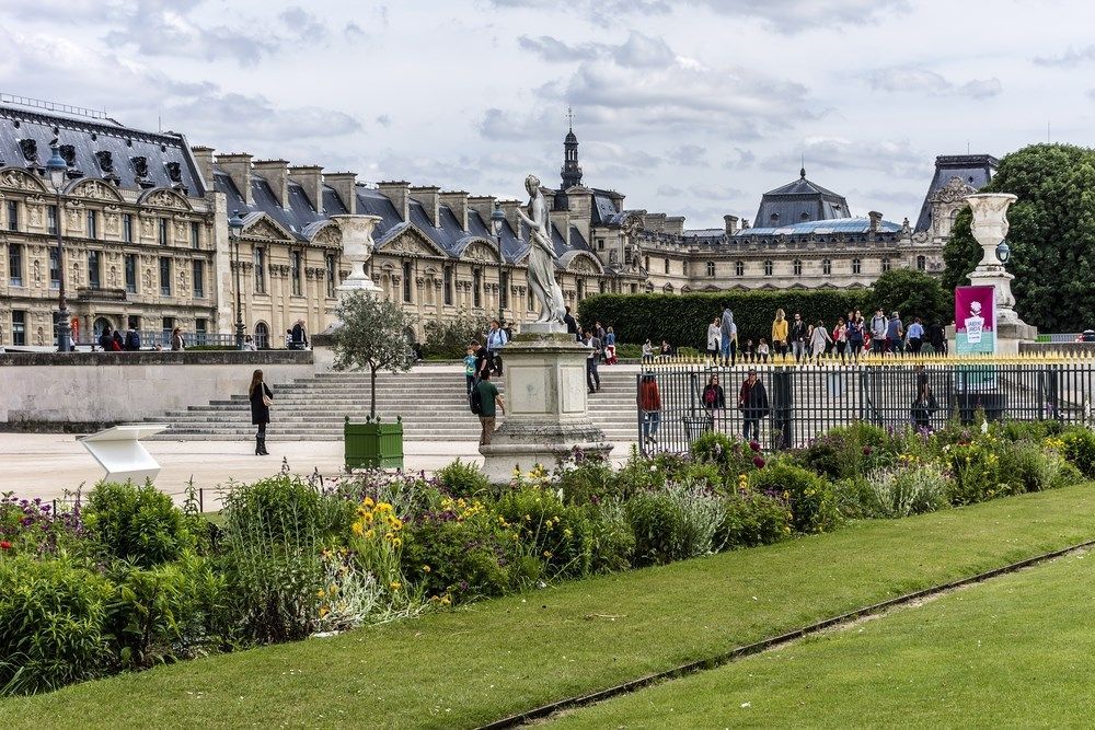 Görkemli Paris ve İncileri Türk Hava Yolları 3 Gece  