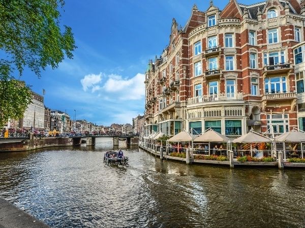Amsterdam Pegasus Hava Yolları 3 Gece 