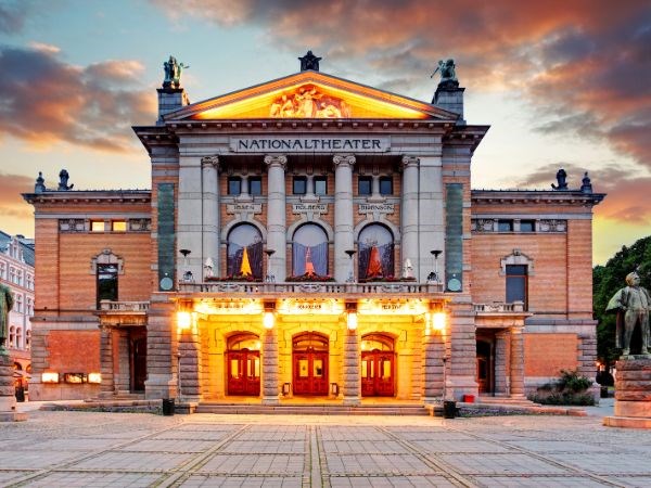 Büyük İskandinavya ve Fiyordlar Türk Hava Yolları 10 Gece 