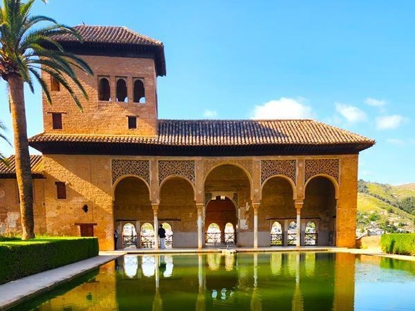 **Şeker Bayramı** Baştan Başa İspanya ve Endülüs Türk Hava Yolları 7 Gece 