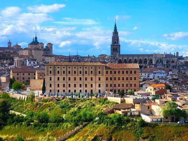 **Şeker Bayramı** Baştan Başa İspanya ve Endülüs Türk Hava Yolları 7 Gece 