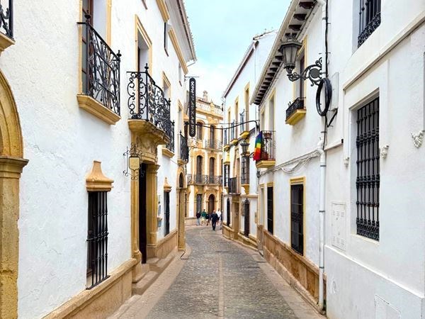 **Şeker Bayramı** Baştan Başa İspanya ve Endülüs Türk Hava Yolları 7 Gece 