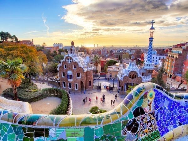 **Yılbaşı Özel* Görkemli İspanyol İkilisi Madrid & Barcelona Türk Hava Yolları 4 Gece (Zaragoza Turu Dahil)