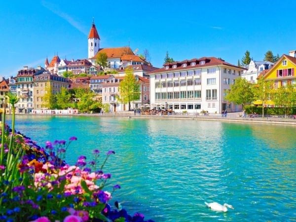 **Sömestr Özel** Görkemli Alplerde 7 Şehir Türk Hava Yolları 4 Gece