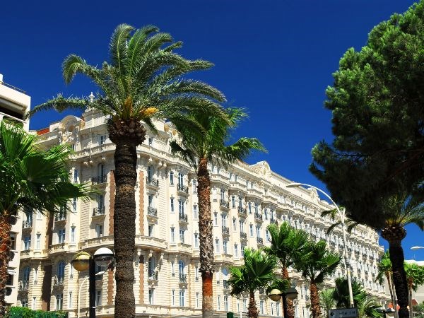 Elegant İtalyan Rivierası ve Cote Dazur Pegasus Havayolları 4 Gece