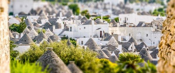 **Şeker Bayramı**İtalya’nın İki Yakası: Amalfi Kıyıları Bari Capri Adası Türk Hava Yolları 5 Gece 