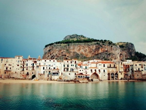 **Yılbaşı** Sicilya  ( Katanya)  Prontotour Özel Sefer 3 Gece 