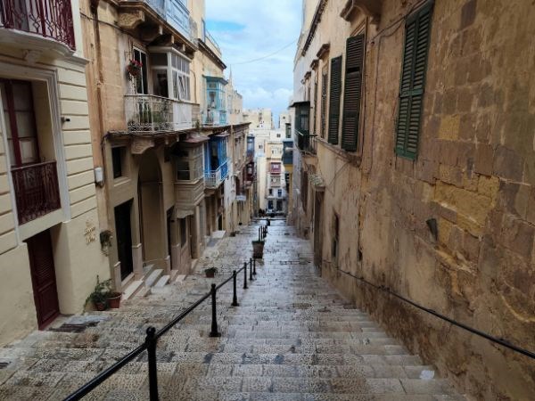 Tarihin Güneşin ve Lezzetin Buluştuğu Cennet Adalar Malta Sicilya Türk Hava Yolları 7 Gece