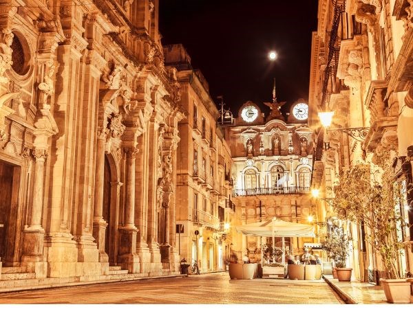 Tarihin Güneşin ve Lezzetin Buluştuğu Cennet Adalar Malta Sicilya Türk Hava Yolları 7 Gece