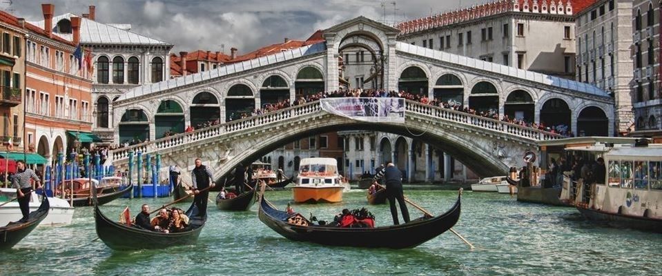  **Şeker Bayramı**Suların Üzerindeki Şehir Venedik Pegasus Hava Yolları 3 Gece (GONDOL TURU VE VAPORETTO DAHİL)