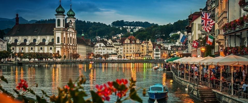 Romantik ve Masalsı Kentlerin İzinde Alpler Turu Sun Express Hava Yolları 6 Gece 