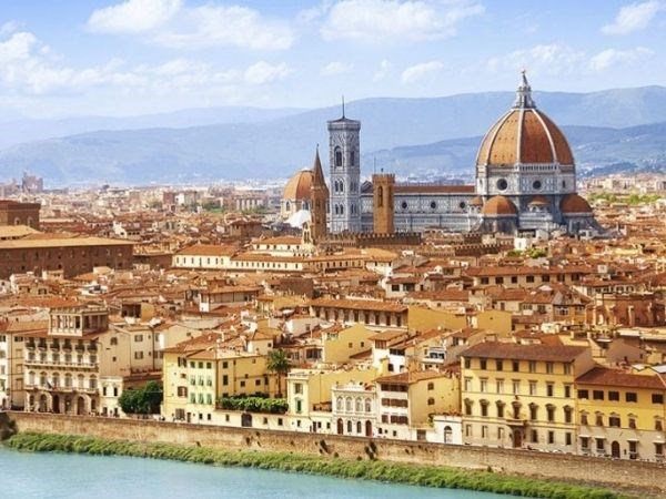 Baştan Başa İtalya Turu (Milano Venedik Floransa Roma Napoli Bari) Sun Express ve Özel sefer ile 6 Gece 